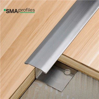 Ubin Stainless Ke Strip Transisi Karpet